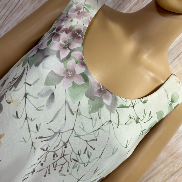 R&M Richards Plus Size Floral Chiffon Shift Dress - Picture 2 of 8